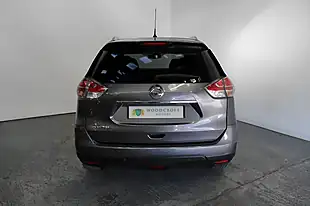Used 2016 Nissan X-Trail Tekna Grey - Interior and Exterior details 10