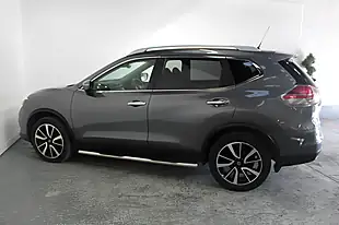 Used 2016 Nissan X-Trail Tekna Grey - Interior and Exterior details 7