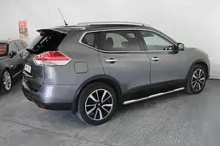 Used 2016 Nissan X-Trail Tekna Grey - Interior and Exterior details 8