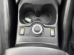 Used 2016 Nissan X-Trail Tekna Grey - Interior and Exterior details 18