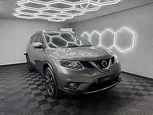 Used 2016 Nissan X-Trail Tekna Grey - Interior and Exterior details 6