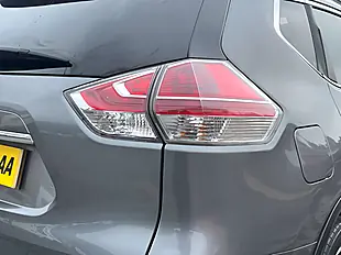 Used 2016 Nissan X-Trail Tekna Gun Metallic - Interior and Exterior details 18