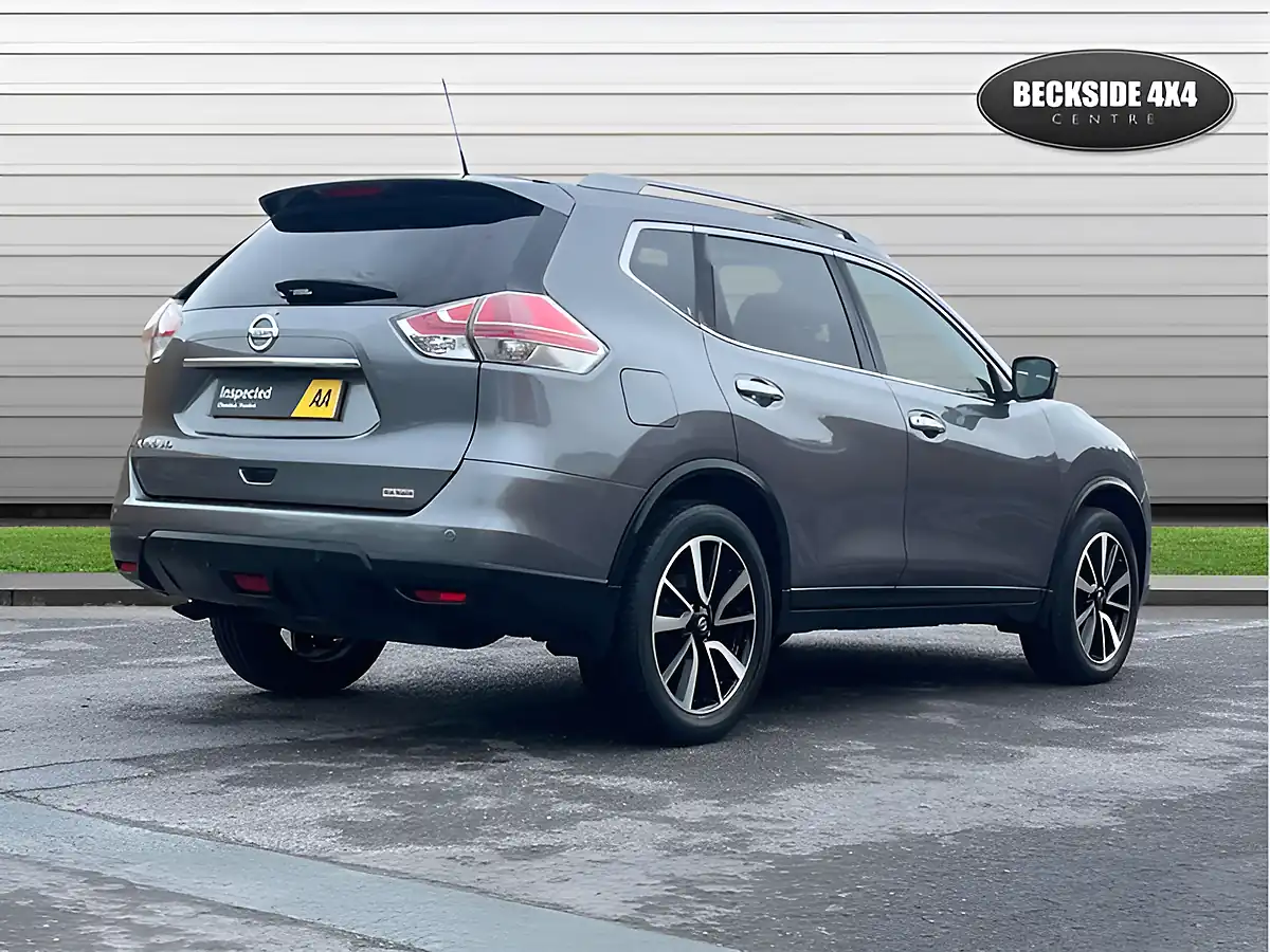 Used 2016 Nissan X-Trail Tekna Gun Metallic - Interior and Exterior details 2