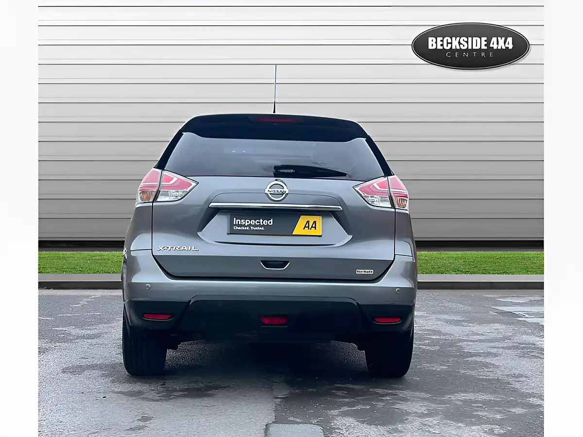 Used 2016 Nissan X-Trail Tekna Gun Metallic - Interior and Exterior details 9