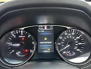 Used 2016 Nissan X-Trail Tekna Gunmetal Grey - Interior and Exterior details 16