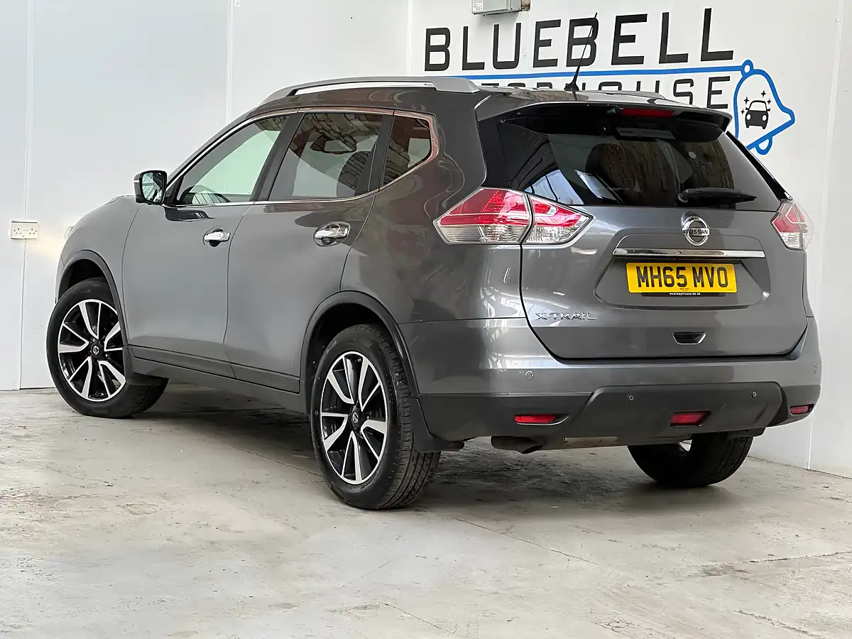 Used 2016 Nissan X-Trail Tekna Gunmetal Grey - Interior and Exterior details 4