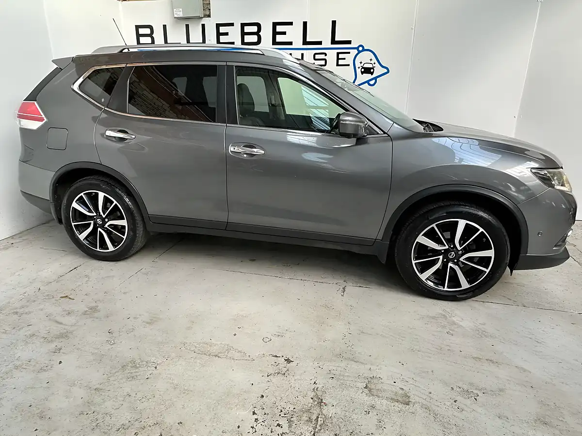Used 2016 Nissan X-Trail Tekna Gunmetal Grey - Interior and Exterior details 6