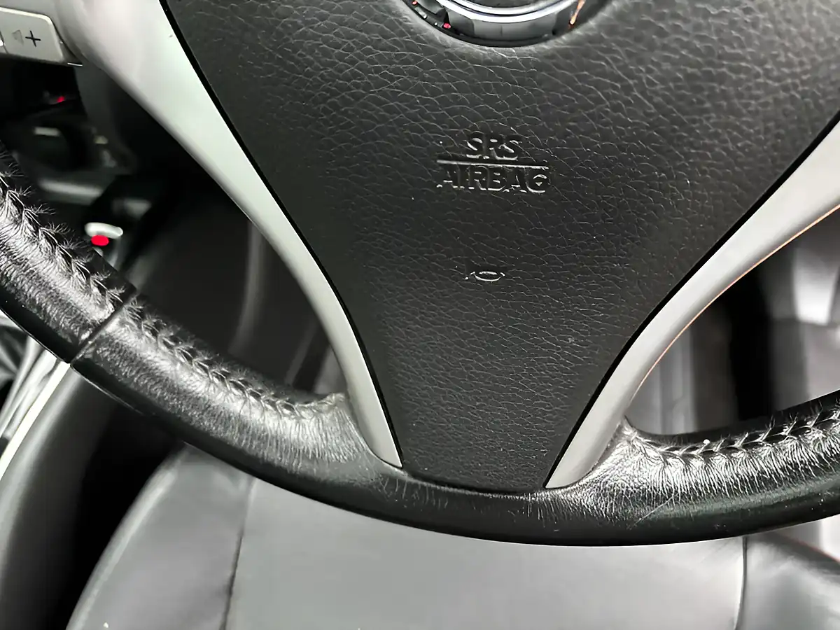 Used 2016 Nissan X-Trail Tekna Orange - Interior and Exterior details 17