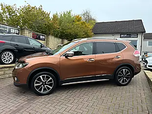 Used 2016 Nissan X-Trail Tekna Orange - Interior and Exterior details 5