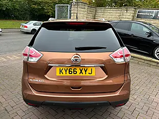 Used 2016 Nissan X-Trail Tekna Orange - Interior and Exterior details 8