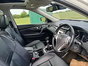 Used 2016 Nissan X-Trail Tekna White - Interior and Exterior details 12