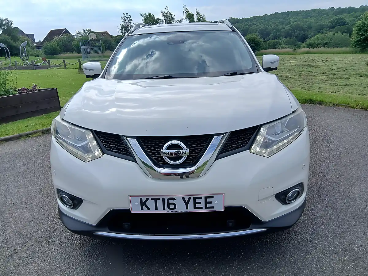 Used 2016 Nissan X-Trail Tekna White - Interior and Exterior details 2
