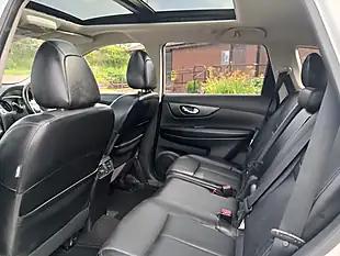 Used 2016 Nissan X-Trail Tekna White - Interior and Exterior details 9