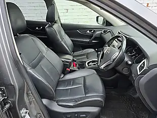 Used 2016 Nissan X-Trail Tekna Xtron Grey - Interior and Exterior details 14