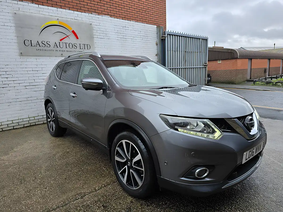 Used 2016 Nissan X-Trail Tekna Xtron Grey - Interior and Exterior details 5