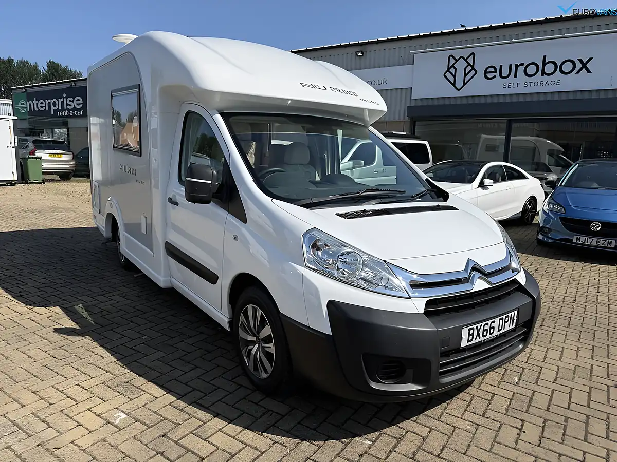 Used 2016 Nu Venture Nu Rio Rd Micro White - Front View