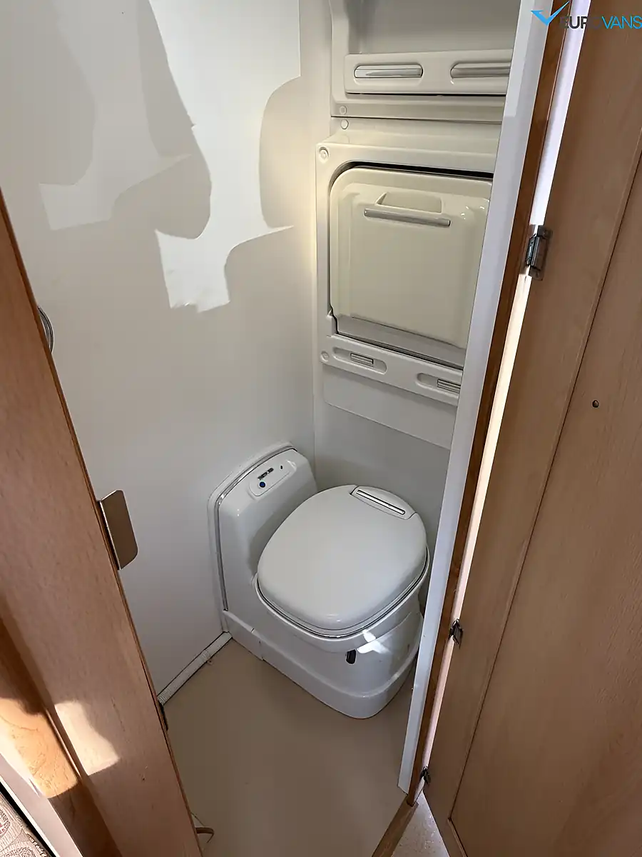 Used 2016 Nu Venture Nu Rio Rd Micro White - Interior and Exterior details 13
