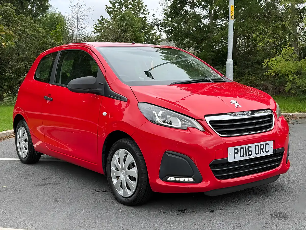 Used 2016 Peugeot 108 Access Red - Front View
