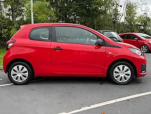 Used 2016 Peugeot 108 Access Red - Interior and Exterior details 8