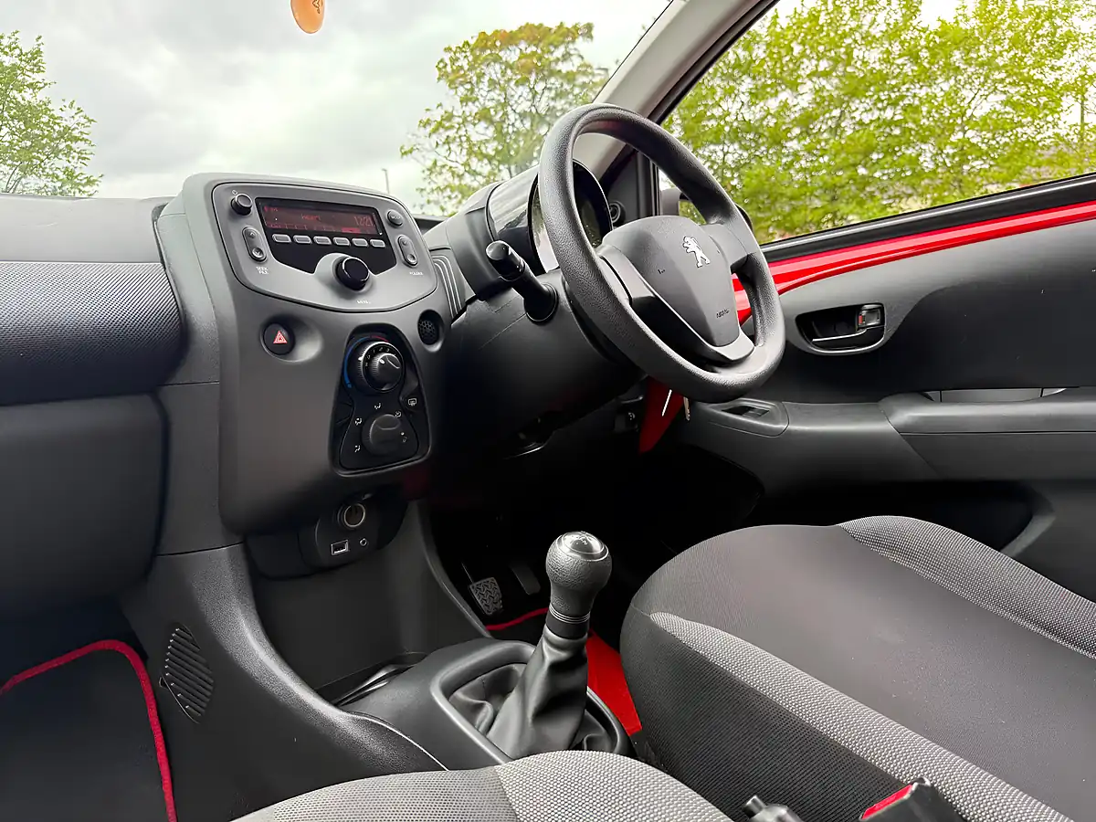 Used 2016 Peugeot 108 Access Red - Interior and Exterior details 9