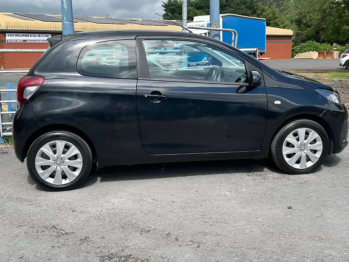 Used 2016 Peugeot 108 Active Black - Interior and Exterior details 7