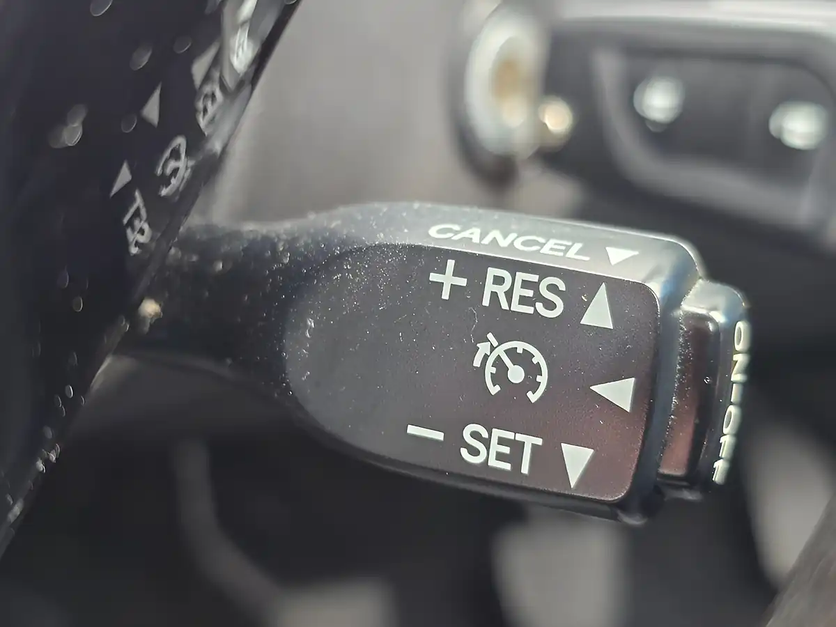 Used 2016 Peugeot 108 Active Blue - Interior and Exterior details 15