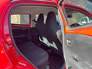Used 2016 Peugeot 108 Active Red - Interior and Exterior details 15