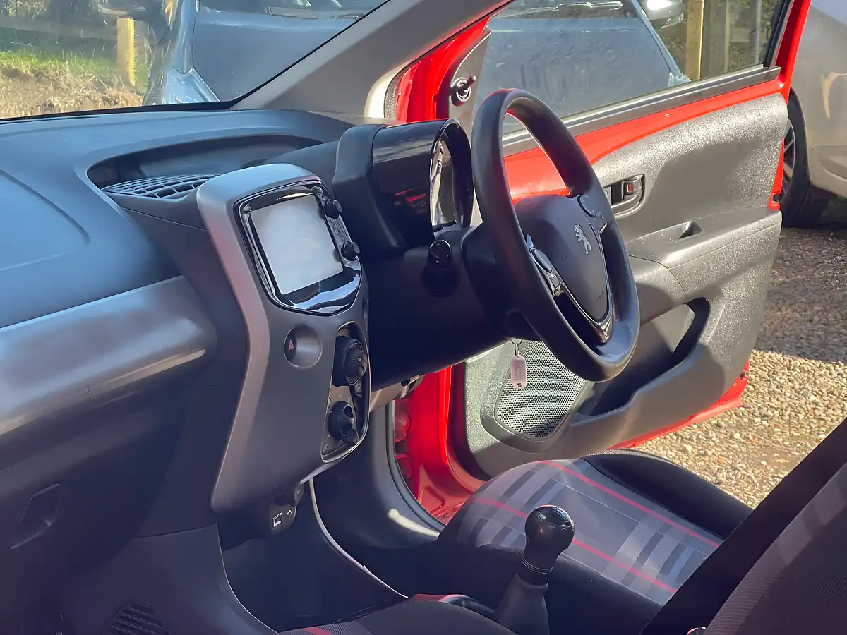 Used 2016 Peugeot 108 Active Red - Interior and Exterior details 17
