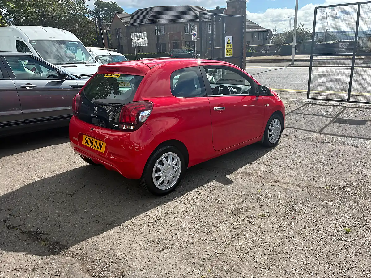 Used 2016 Peugeot 108 Active Red - Interior and Exterior details 3