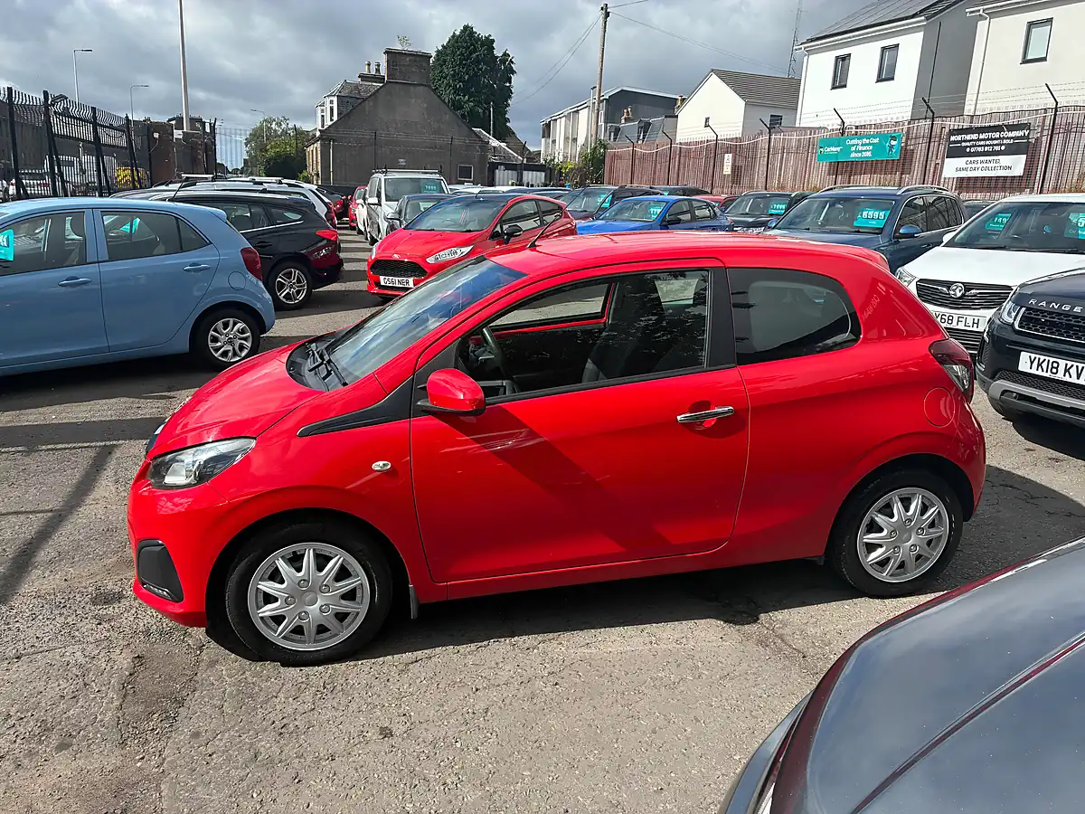 Used 2016 Peugeot 108 Active Red - Interior and Exterior details 6