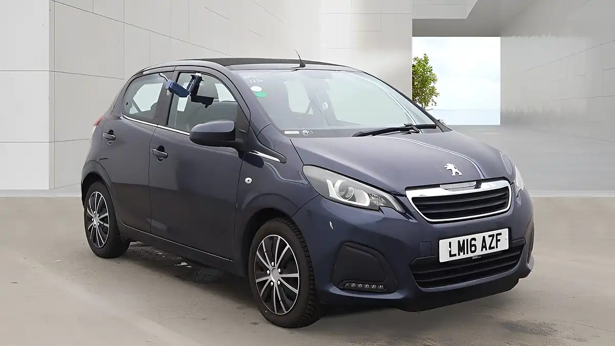 Used 2016 Peugeot 108 Active Top French Blue - Front View