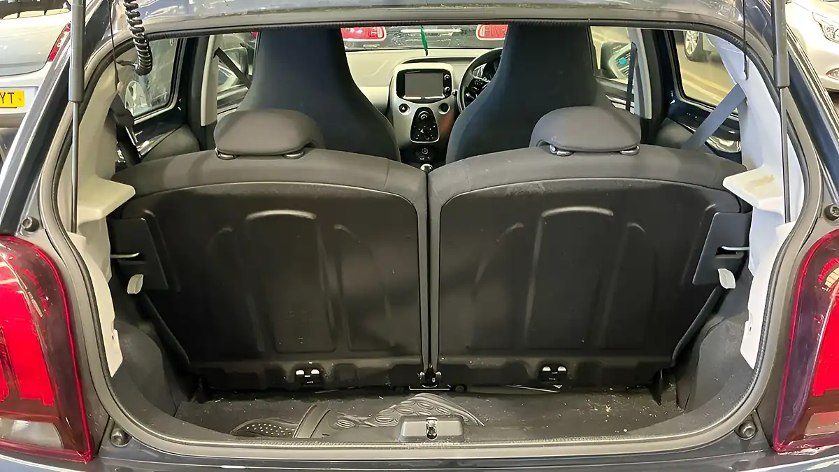 Used 2016 Peugeot 108 Active Top French Blue - Interior and Exterior details 11
