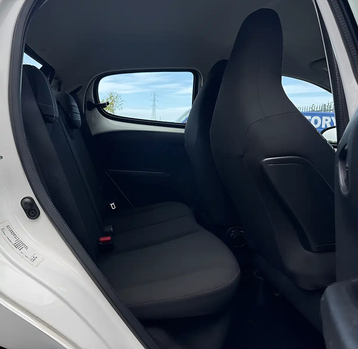 Used 2016 Peugeot 108 Active White - Interior and Exterior details 12