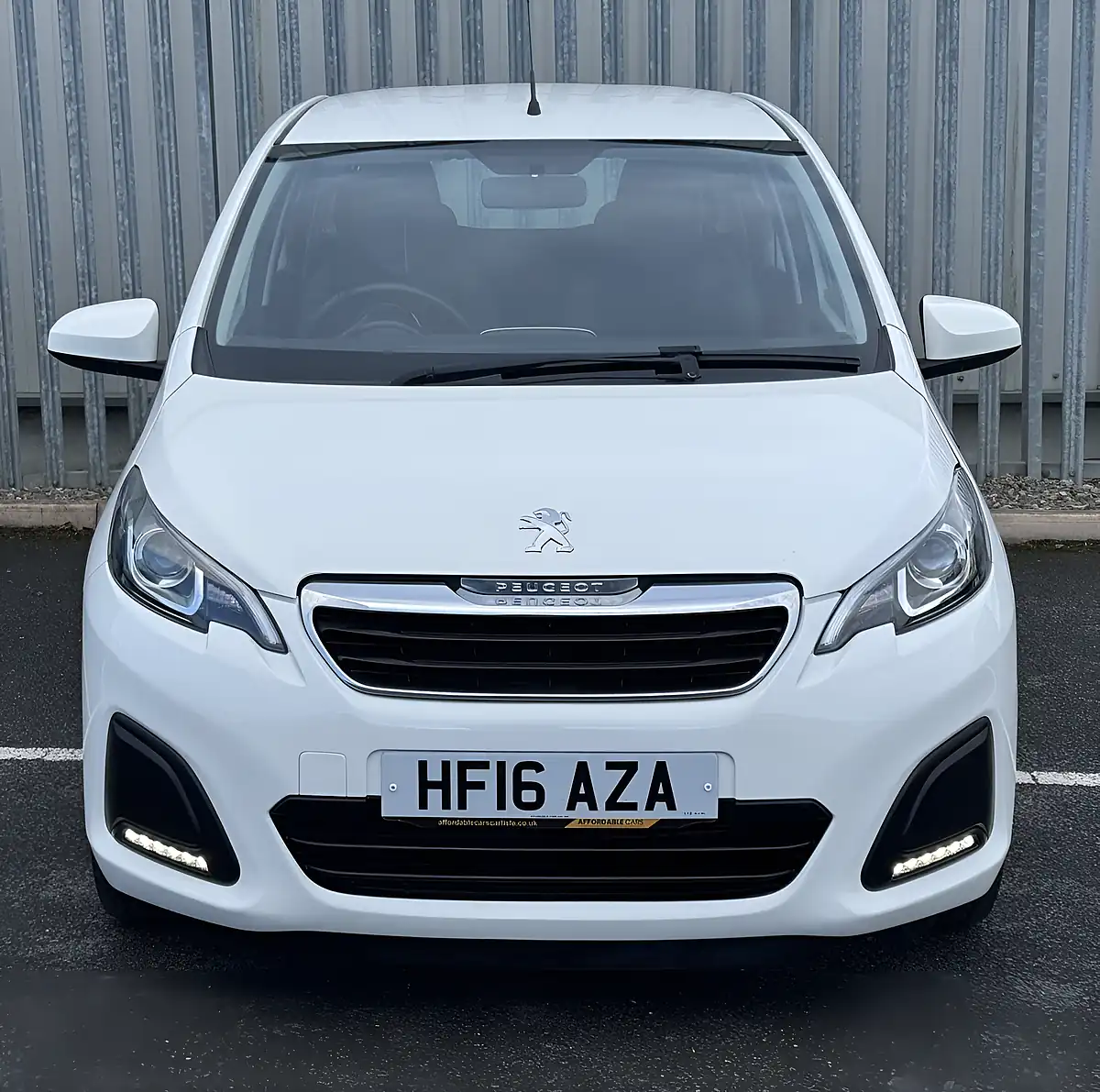 Used 2016 Peugeot 108 Active White - Interior and Exterior details 3