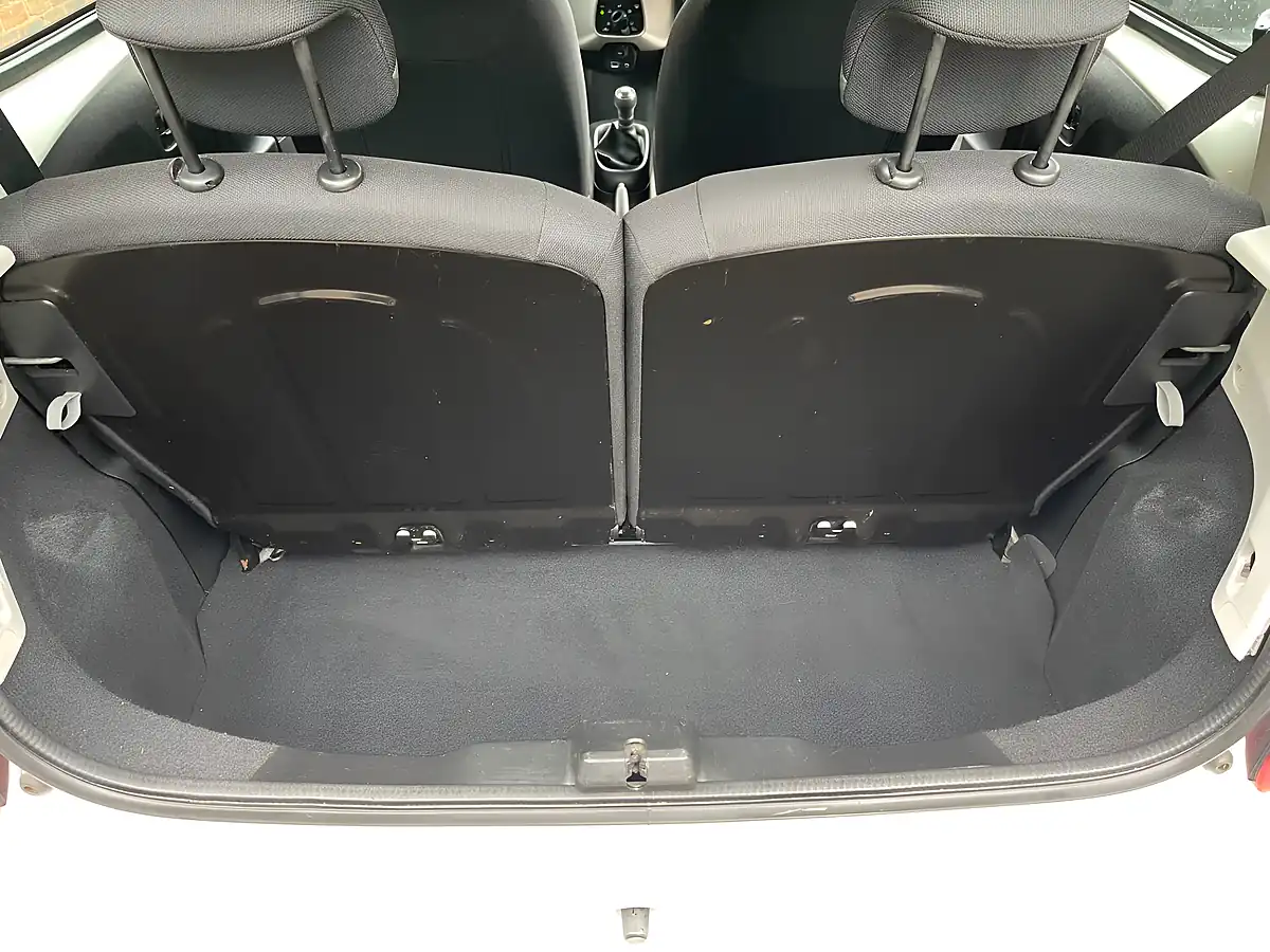 Used 2016 Peugeot 108 Active White - Interior and Exterior details 14