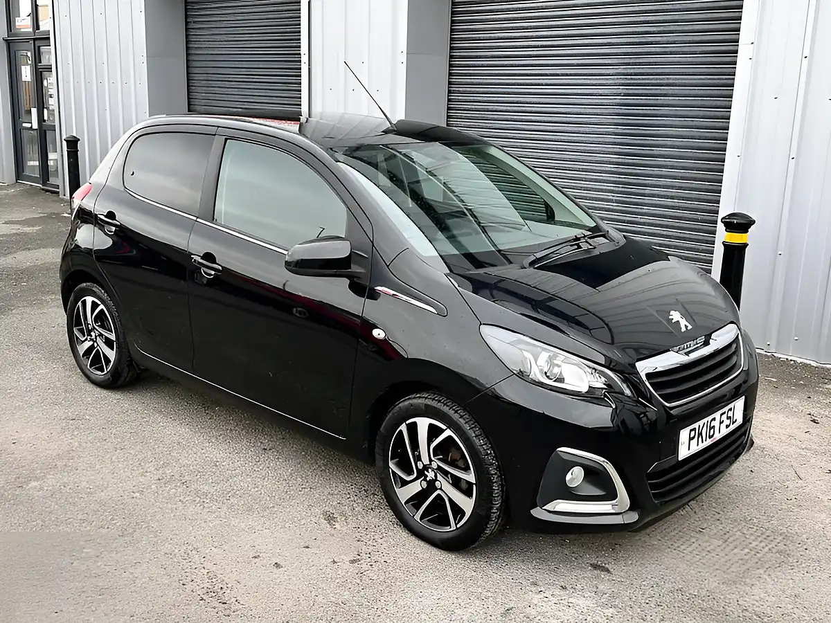 Used 2016 Peugeot 108 Allure Black - Interior and Exterior details 10