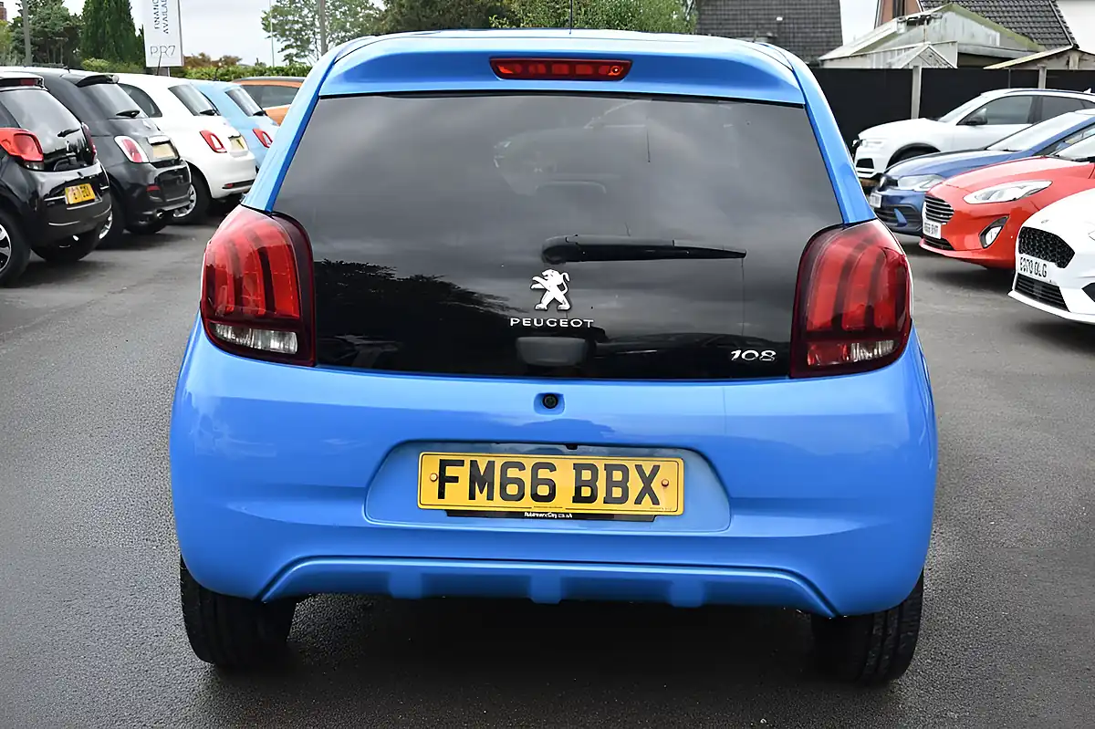 Used 2016 Peugeot 108 Allure Blue - Interior and Exterior details 5