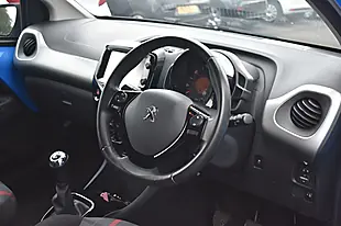 Used 2016 Peugeot 108 Allure Blue - Interior and Exterior details 7