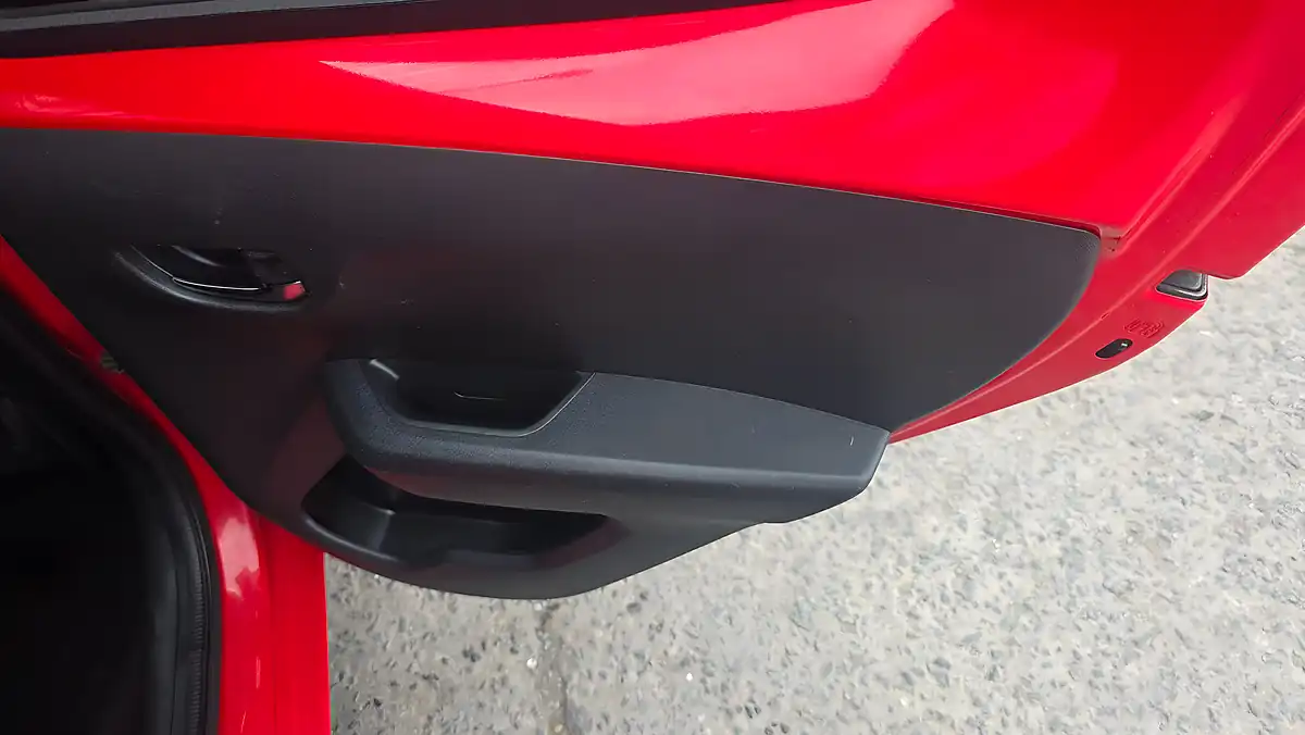 Used 2016 Peugeot 108 Allure - Interior and Exterior details 19