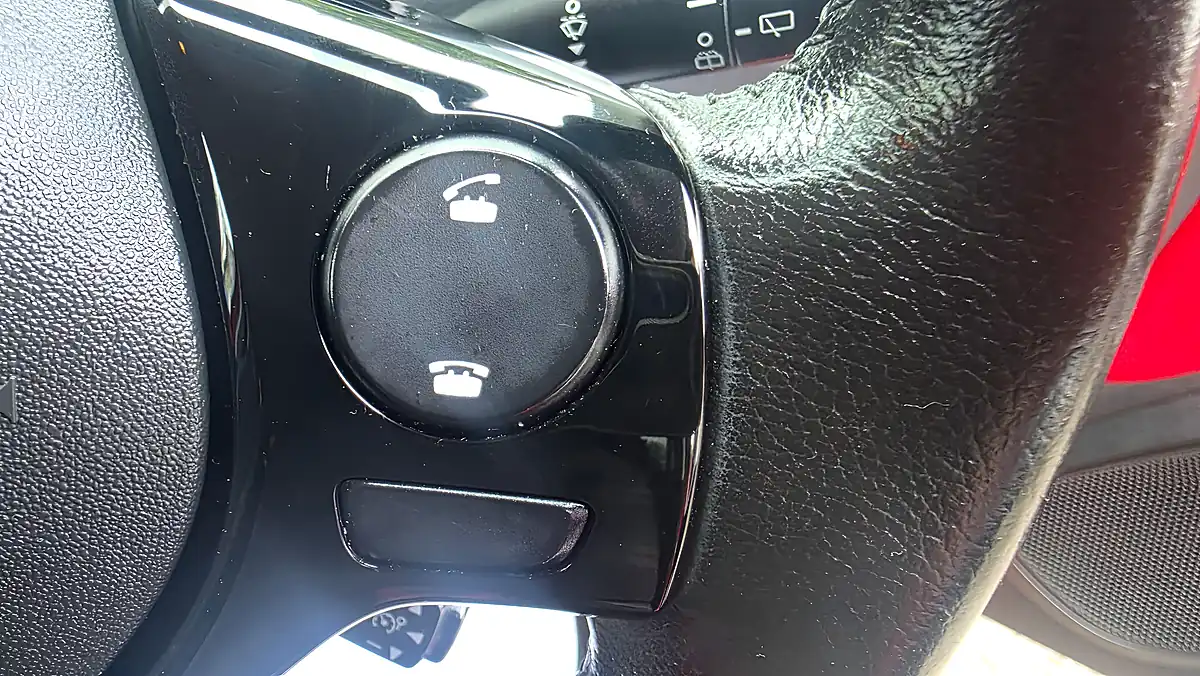 Used 2016 Peugeot 108 Allure - Interior and Exterior details 9