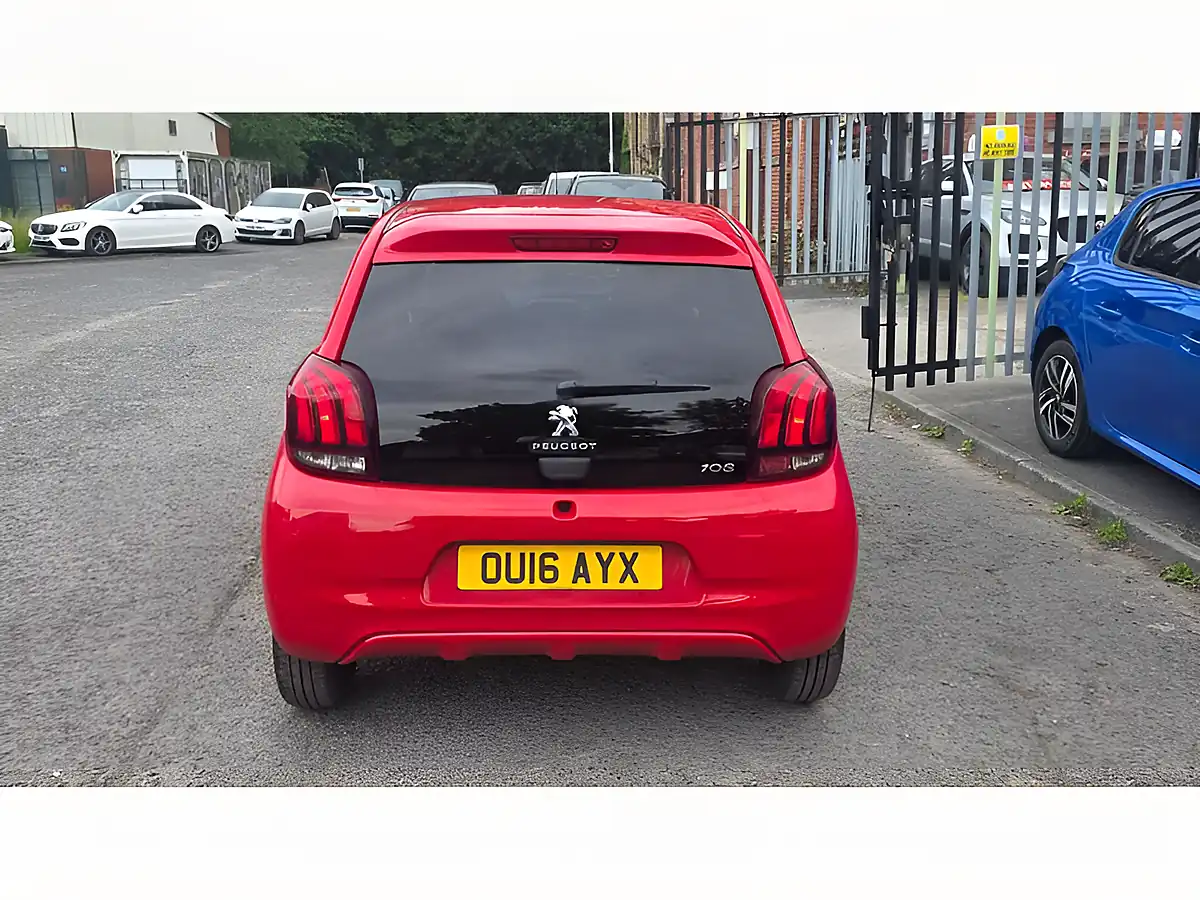 Used 2016 Peugeot 108 Allure Red - Interior and Exterior details 11