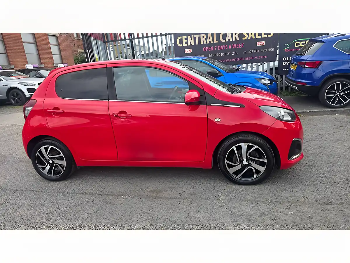 Used 2016 Peugeot 108 Allure Red - Interior and Exterior details 5