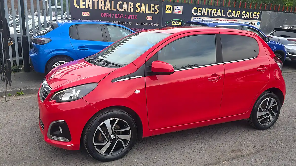 Used 2016 Peugeot 108 Allure Red - Interior and Exterior details 12