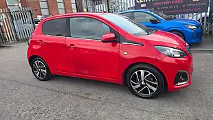 Used 2016 Peugeot 108 Allure Red - Interior and Exterior details 4