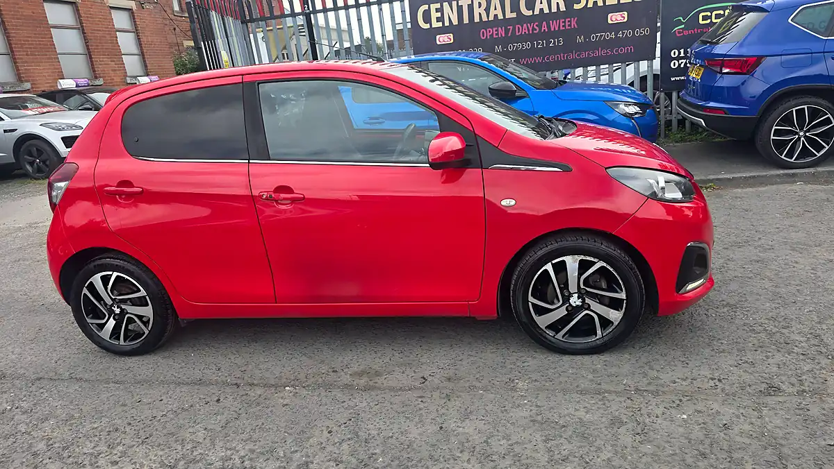 Used 2016 Peugeot 108 Allure Red - Interior and Exterior details 5
