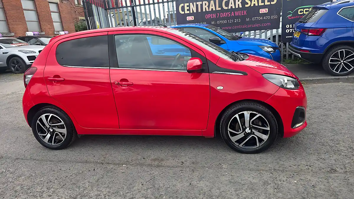 Used 2016 Peugeot 108 Allure Red - Interior and Exterior details 6