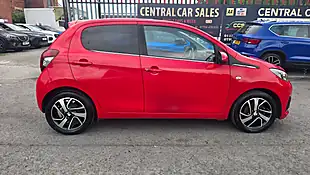 Used 2016 Peugeot 108 Allure Red - Interior and Exterior details 9