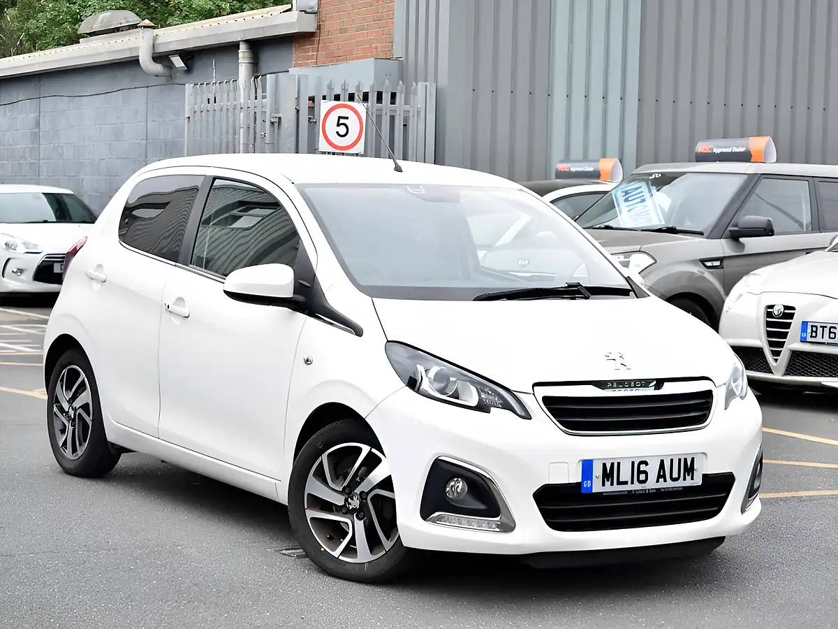 Used 2016 Peugeot 108 Allure White - Front View