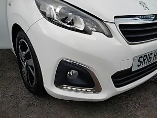 Used 2016 Peugeot 108 Allure White - Interior and Exterior details 10