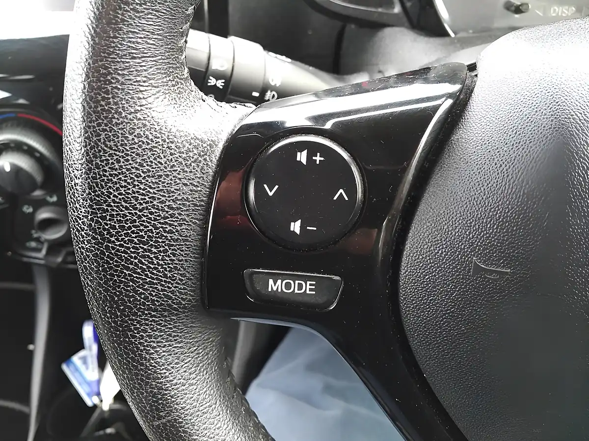 Used 2016 Peugeot 108 Allure White - Interior and Exterior details 19